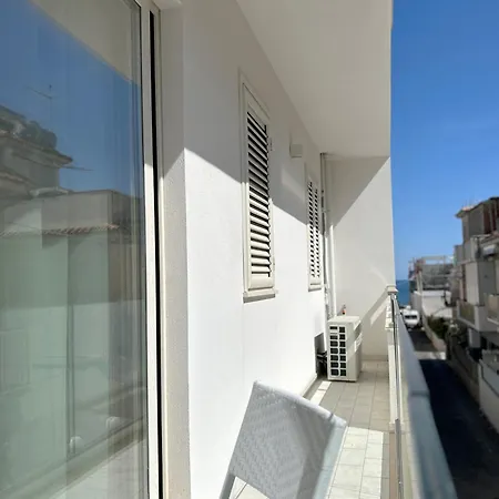Holiday home Sealands 50 Meters From The Sandy With Wifi Avola
